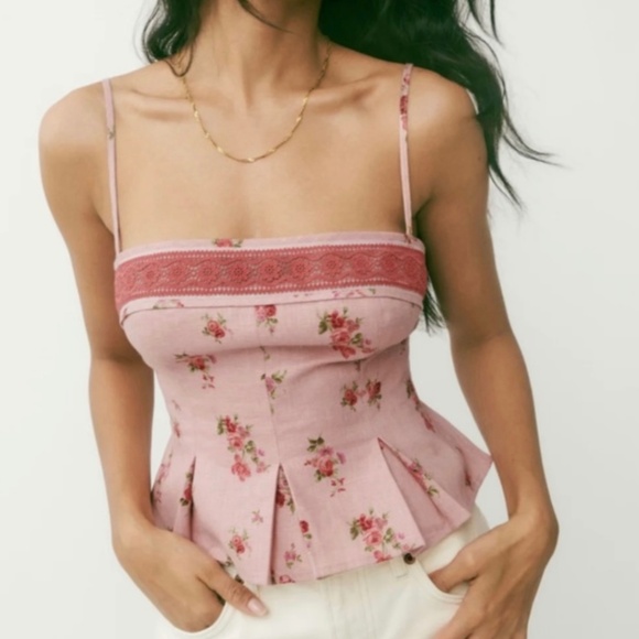 Reformation Tops - Reformation Meryl Linen Top NWT Size 4